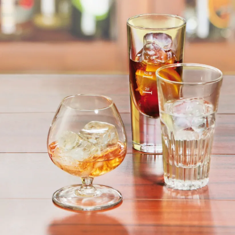 16.1 Copita de Amaretto Classico 