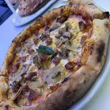 4.10 Pizza Salsiccia e Funghi