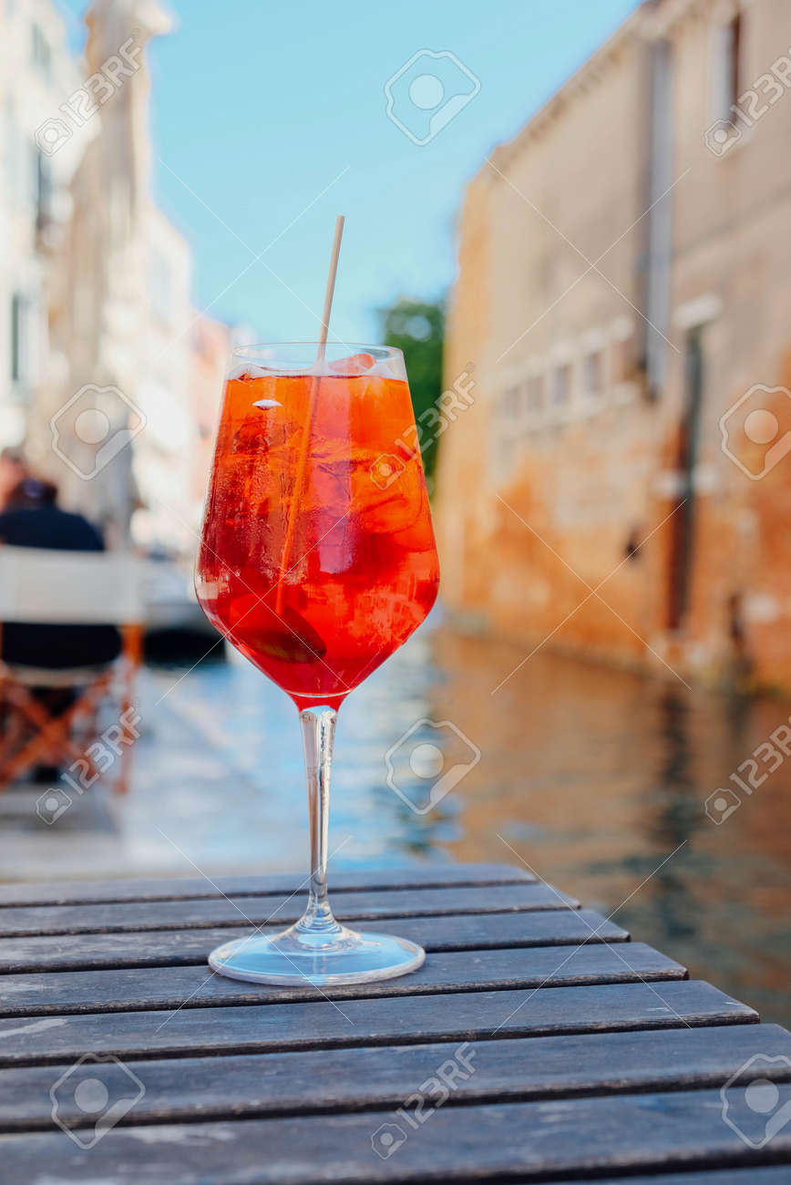 Appel Tini