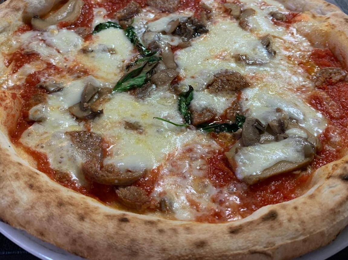 6.6 Pizza Tartufo