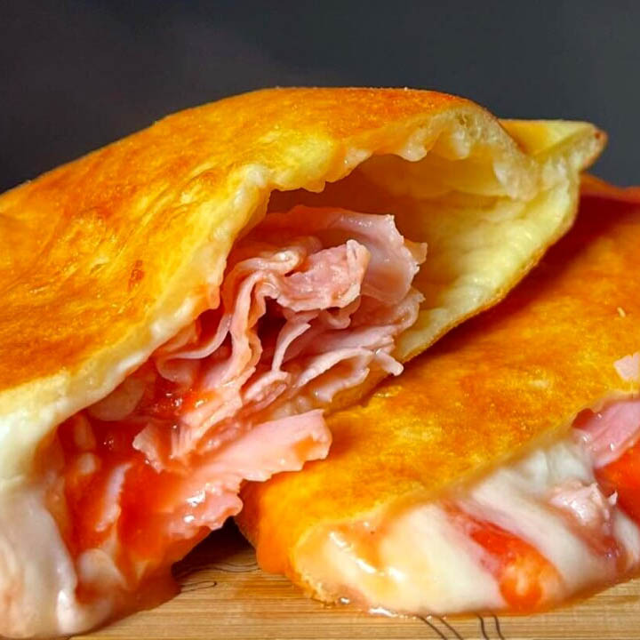 7.2 Pizza Frita de Prosciutto